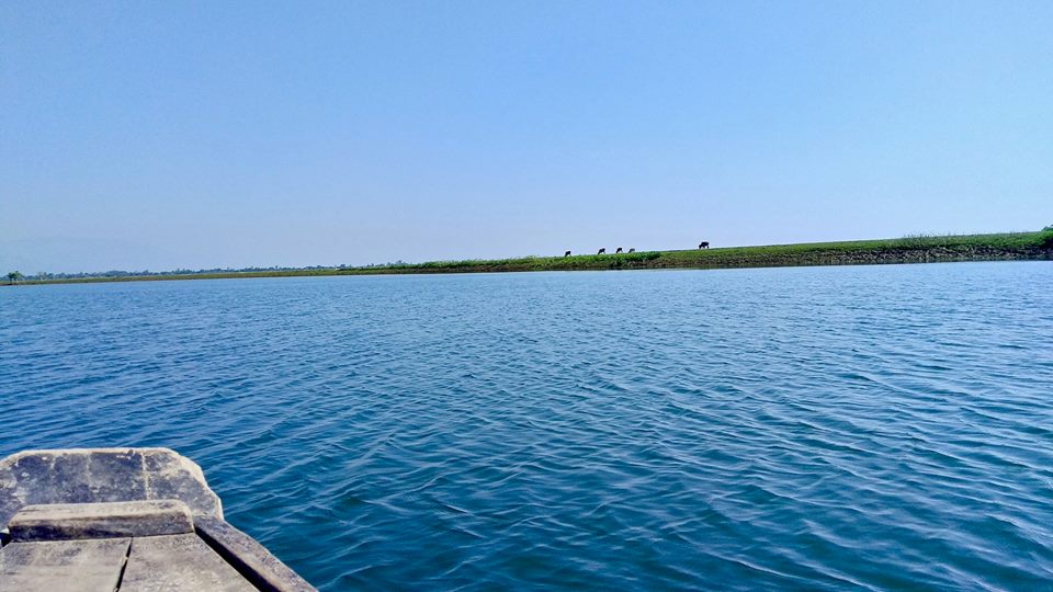 নীলাভ টাঙ্গুয়ার হাওড়