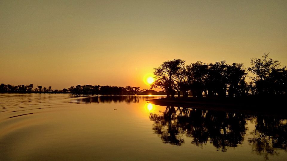 হাওড়ে সূর্যাস্ত