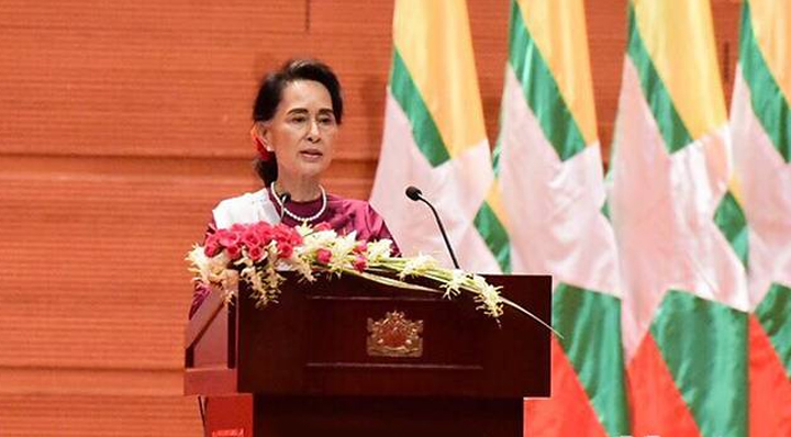 মিথ্যার আশ্রয় নিয়ে যে বিষয়গুলো এড়িয়ে গেলেন