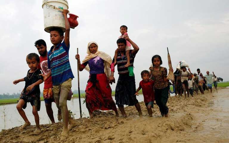 রোহিঙ্গা বাংলাদেশে এসেছে