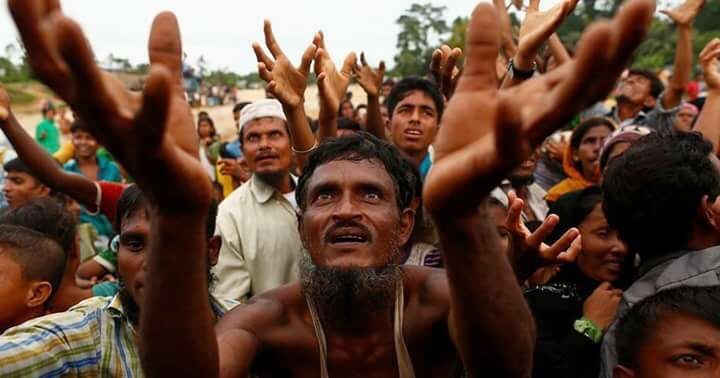শুক্রবার রোহিঙ্গাদের জন্য সৌদি থেকে ত্রান পৌঁছবে চট্টগ্রামে