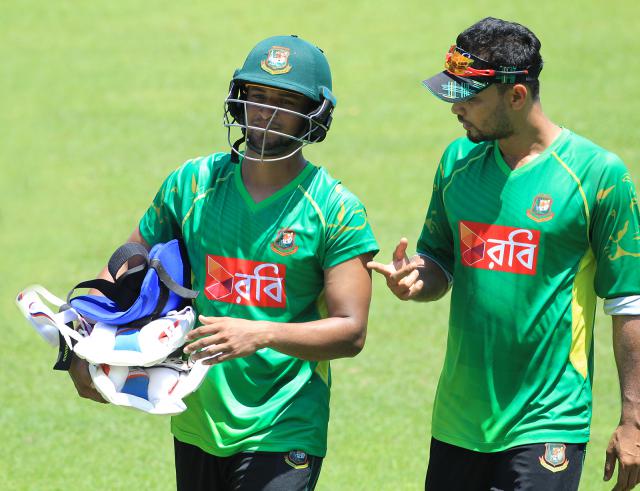 ওয়ানডে খেলতে দুইদিন আগেই যাচ্ছেন মাশরাফিরা