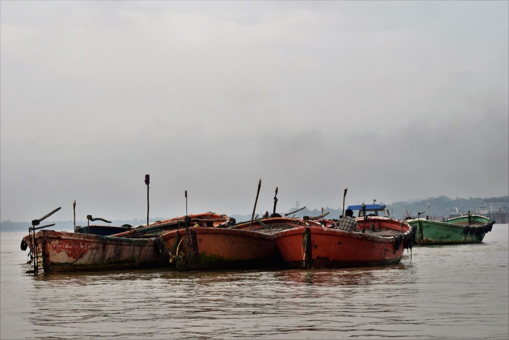 কর্ণফুলী নদীবন্দর , স্হান - মোহনা