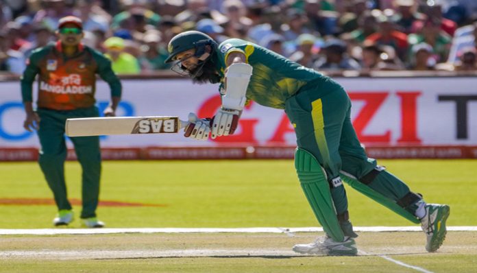 টাইগারদের কঠিন টার্গেট দিল প্রোটিয়ারা