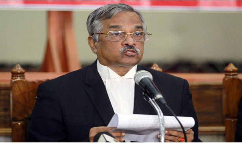 স্বাধীন বিচার ব্যবস্থায় প্রধান বিচারপতি নিজেই পরাধীন
