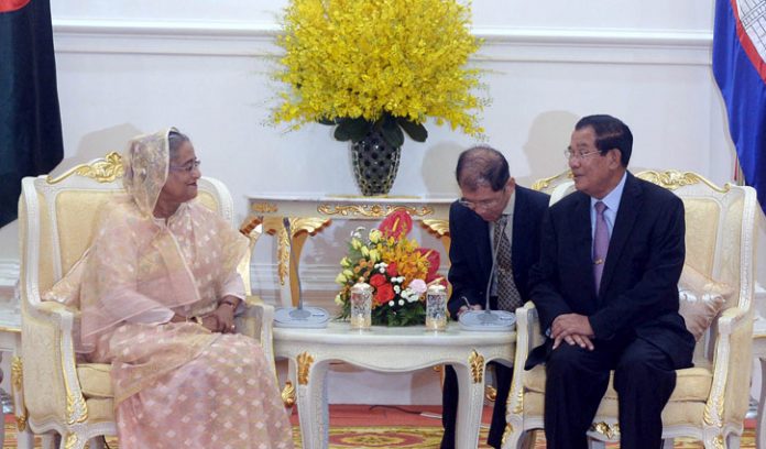 কম্বোডিয়ার প্রধানমন্ত্রী 'বোন' ডাকলেন শেখ হাসিনাকে