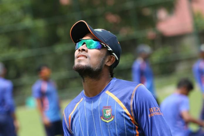 কিশোর দর্শককে পিটালেন সাব্বির রহমান
