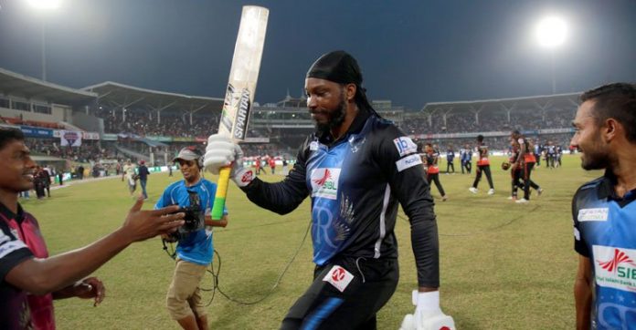 গেইলের তান্ডব, ঢাকার সামনে বিশাল টারর্গেট