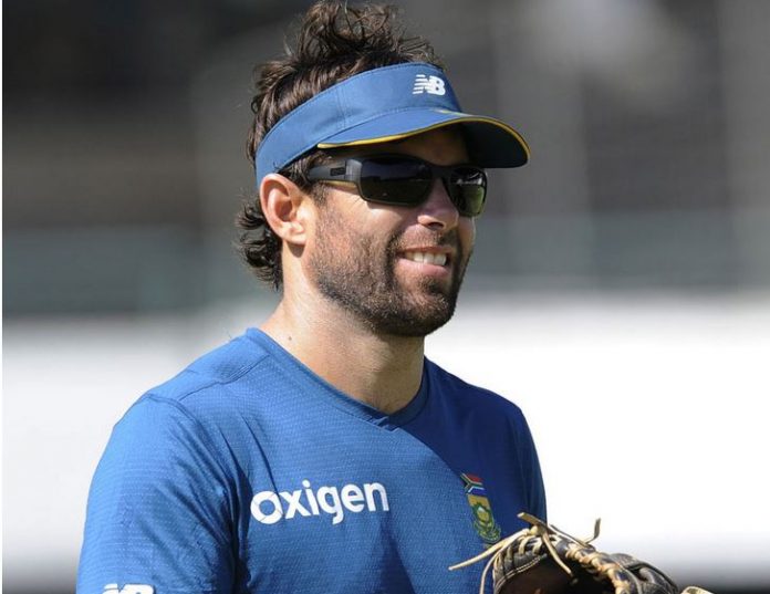 টাইগারদের ব্যাটিং কোচ ম্যাকেঞ্জি