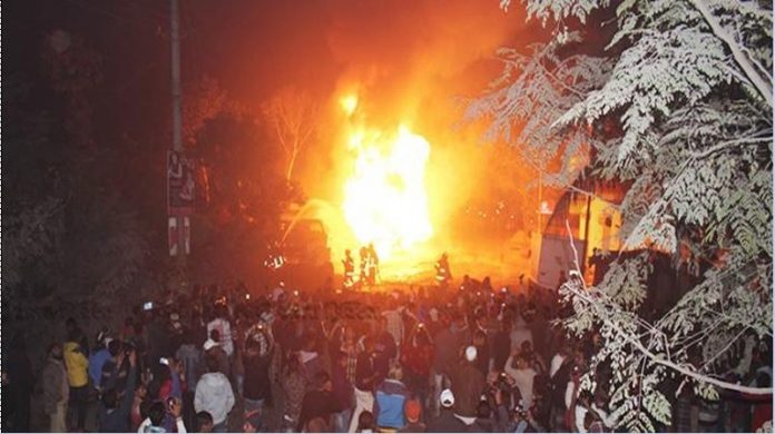 যশোরে গ্যারেজে অগ্নিকান্ড, নিহত ২