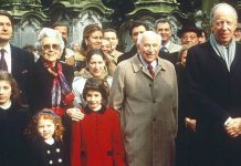 জানুন পৃথিবীর সবচেয়ে রহস্যময় এবং ধনি পরিবারের সম্পর্কে রথসচাইল্ড পরিবার