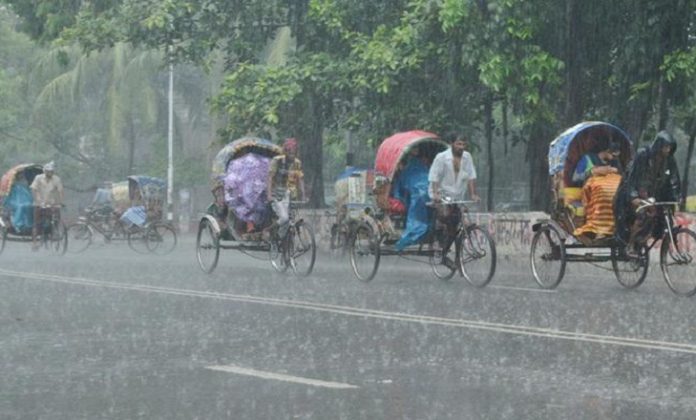 বজ্রসহ বৃষ্টিপাত