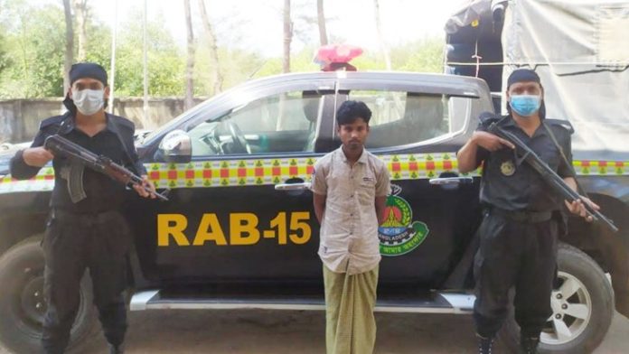 ভয়ংকর ক্রিস্টাল মেথ মাদক সহ রোহিঙ্গা আটক