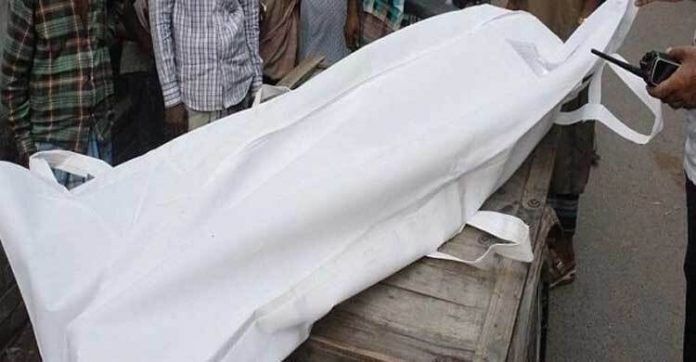ওষুধের দোকান থেকে ব্যবসায়ীর লাশ উদ্ধার