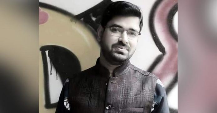 বিয়ের একদিন পর ট্রাকচাপায় শিক্ষকের মৃত্যু