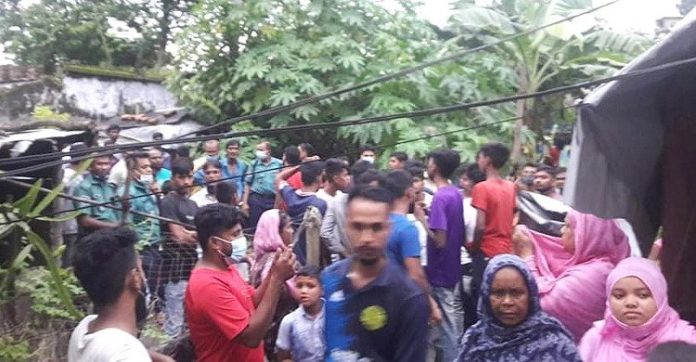 নিমকি খাওয়ানোর কথা বলে ২ শিশুকে ধর্ষণ