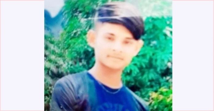প্রেমের প্রস্তাবে সাড়া না দেয়ায় কিশোরীকে হত্যা