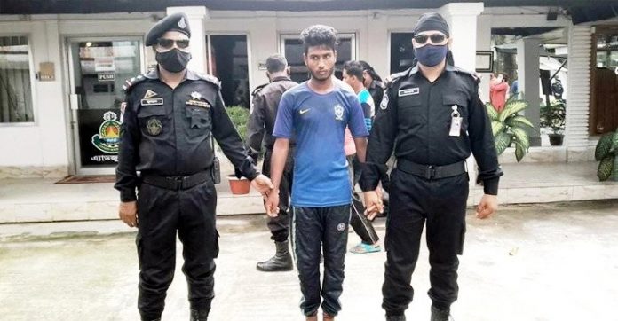 মোবাইলে গান শোনানোর কথা বলে শিশু ধর্ষণ
