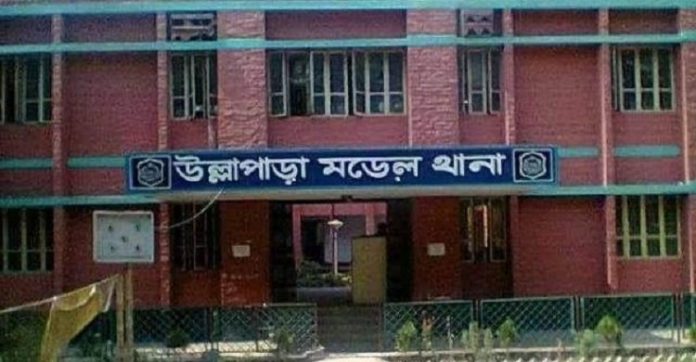 সিরাজগঞ্জে রেলস্টেশন থেকে তুলে নিয়ে গৃহবধূকে দলবেঁধে ধর্ষণ