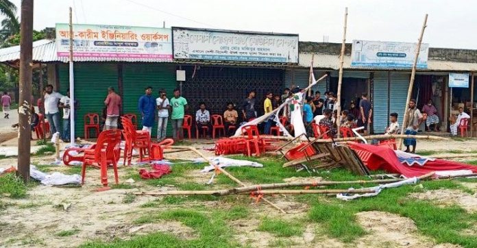 সোনারগাঁয়ে জাতীয় শোক দিবসের প্যান্ডেল ভাঙচুর