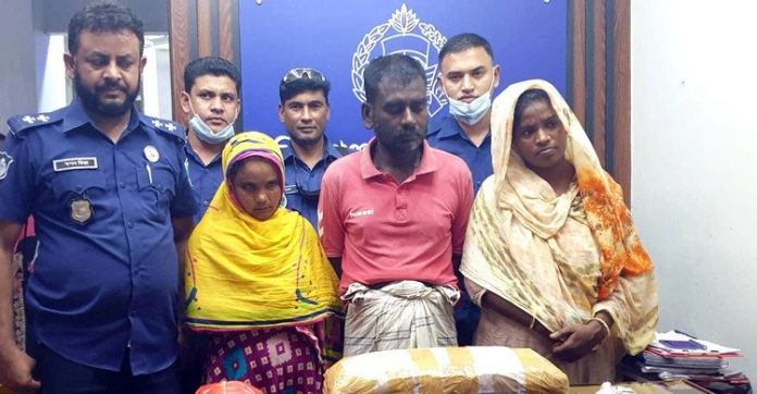 ৯ কেজি গাঁজাসহ দম্পতি আটক