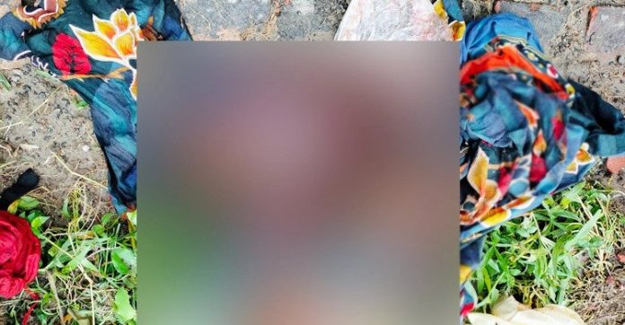 ৯৯৯ এ ফোন পেয়ে নবজাতকের লাশ উদ্ধার