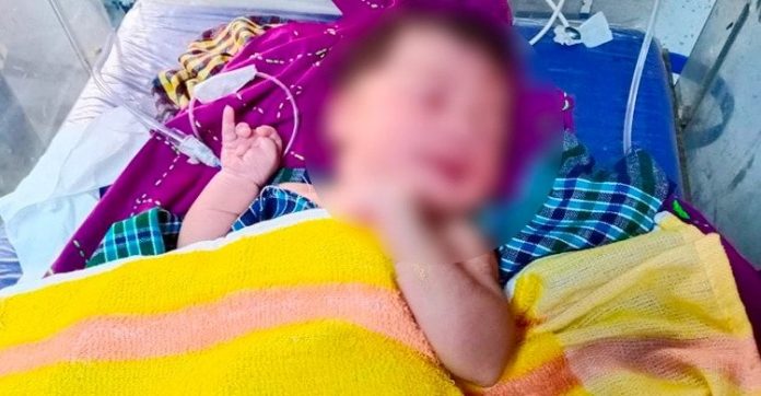 ছাত্রী কমন রুমের টয়লেটে মিললো ক্রন্দনরত নবজাতক