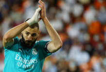 মেসির রেকর্ড স্পর্শ করলেন বেনজেমা মেসির রেকর্ড স্পর্শ করলেন বেনজেমা