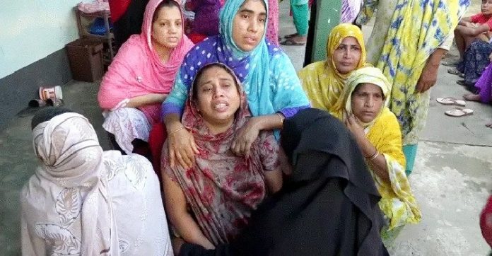 সাভারে প্রবাসীর স্ত্রীকে গলা কেটে হত্যা সাভারে প্রবাসীর স্ত্রীকে গলা কেটে হত্যা