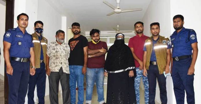 ৫ বছর পর ধর্ষণ মামলার মৃত তরুণীকে জীবিত উদ্ধার